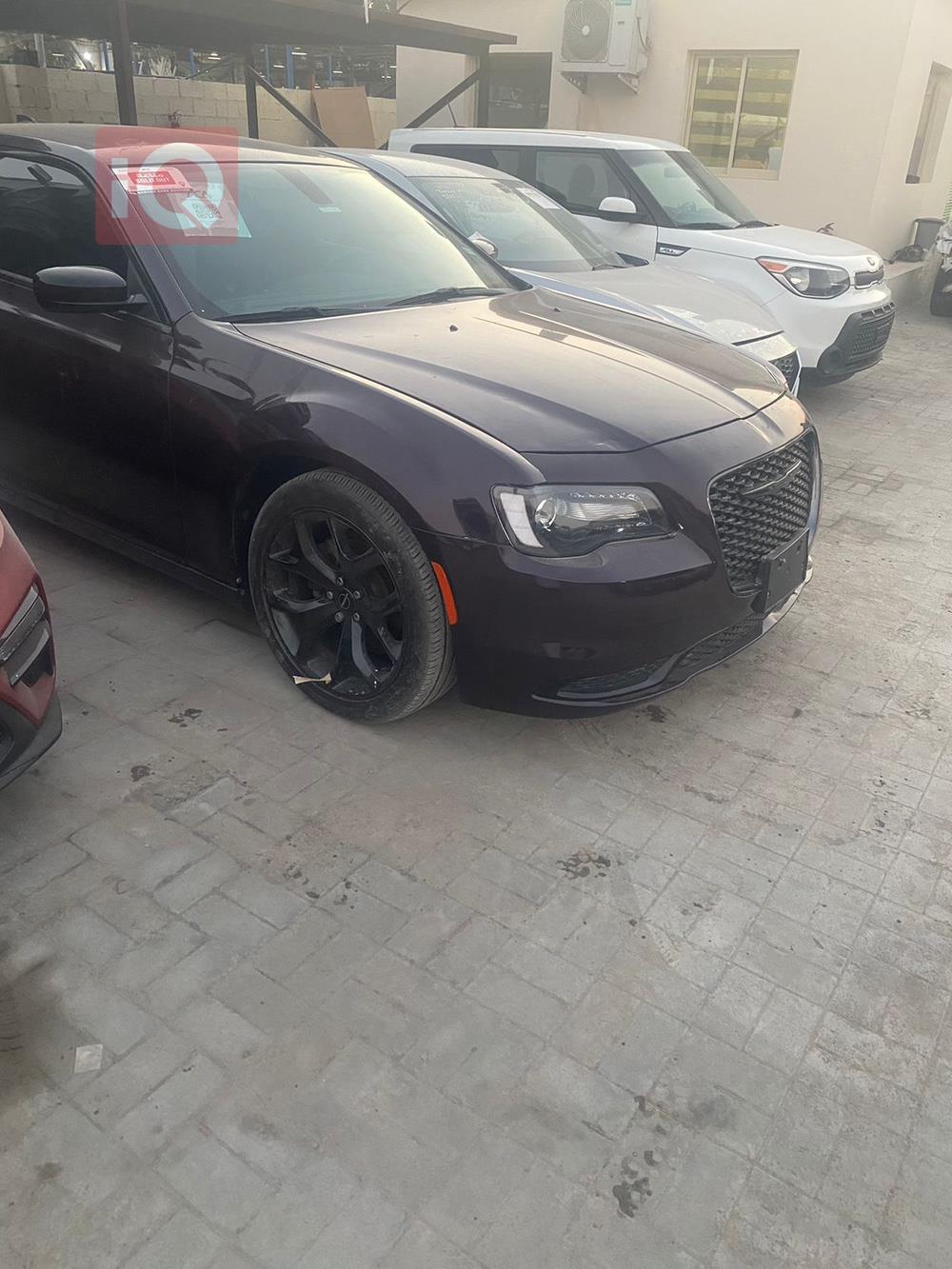 كرايسلر 300